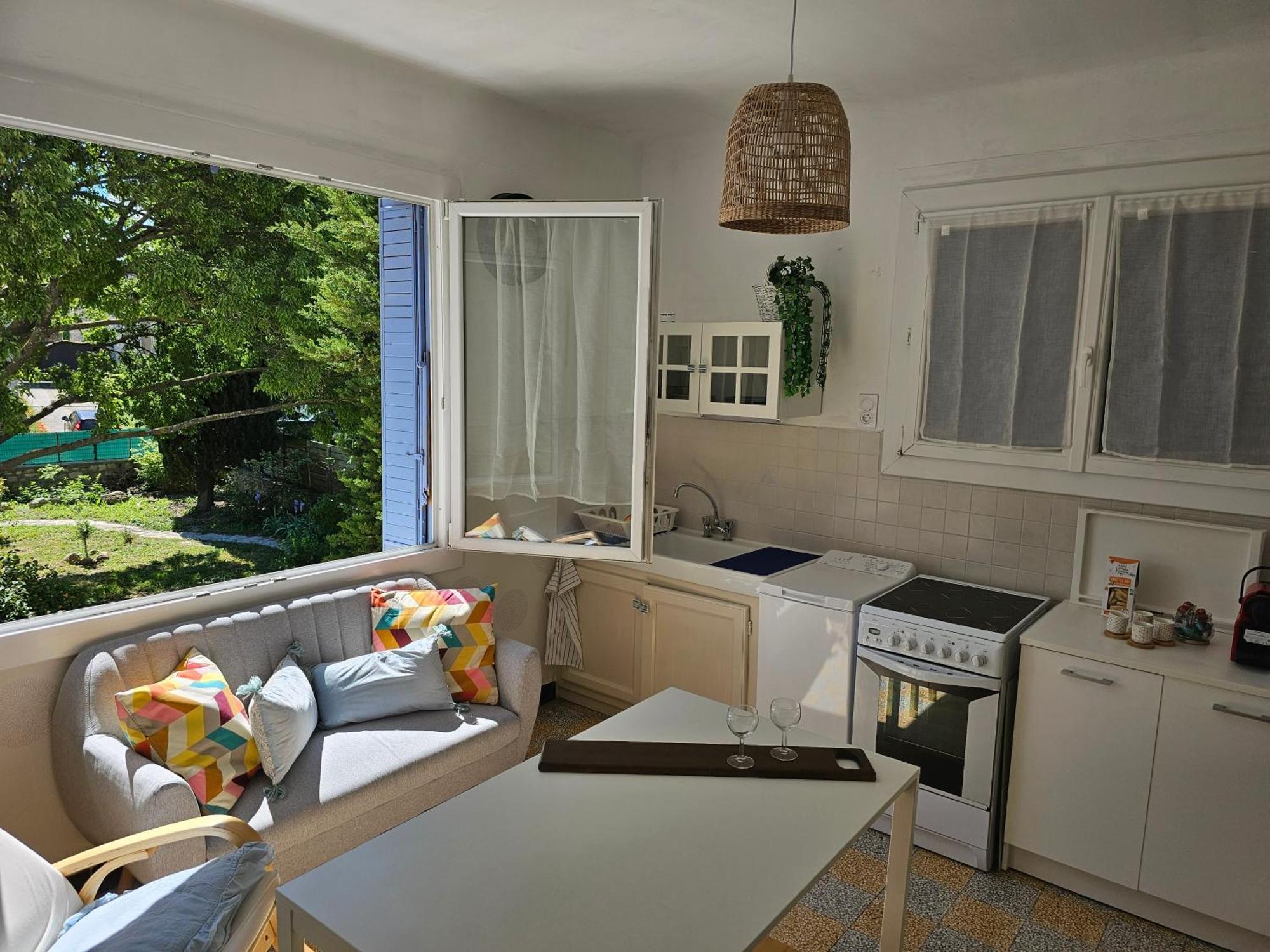Partie De Apartment *